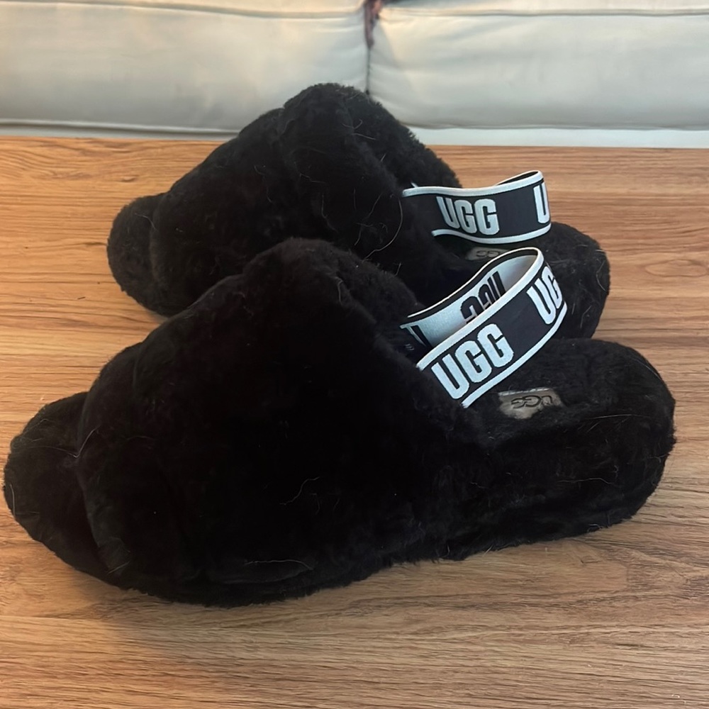 Fluff Yeah UGG Slippers size 10
